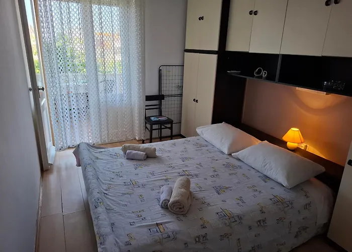 Goga Πανσιόν Banjol