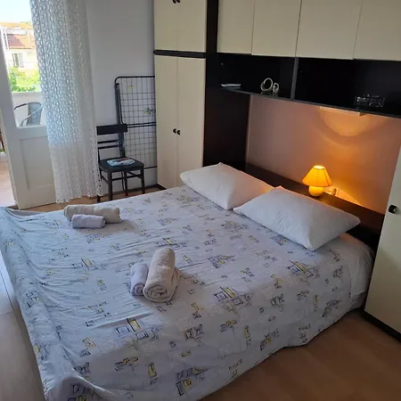 Goga Gostinjska kuća Banjol